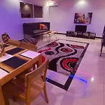 Ngor Rooftop Terrace & Apartment